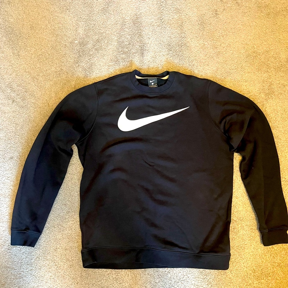 Black and white Nike sweatshirt men’s large like newww